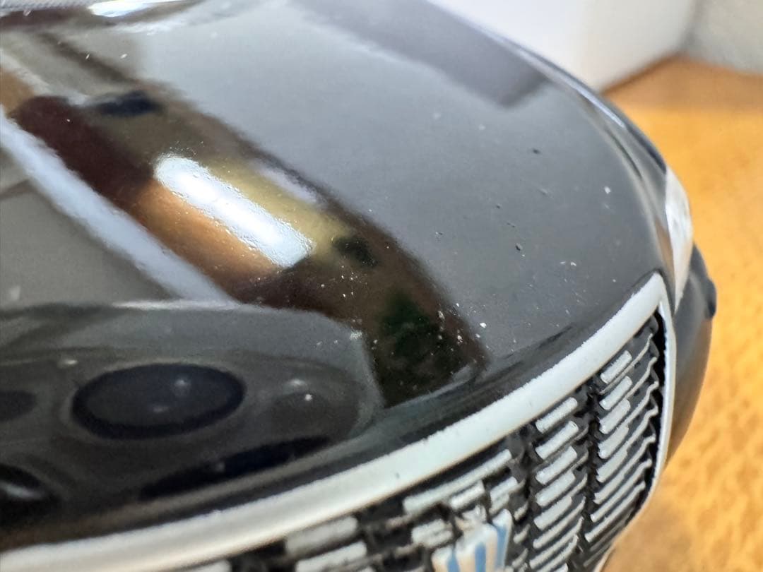 トヨタ クラウンロイヤルサルーン カラーサンプル ミニカー 1/30