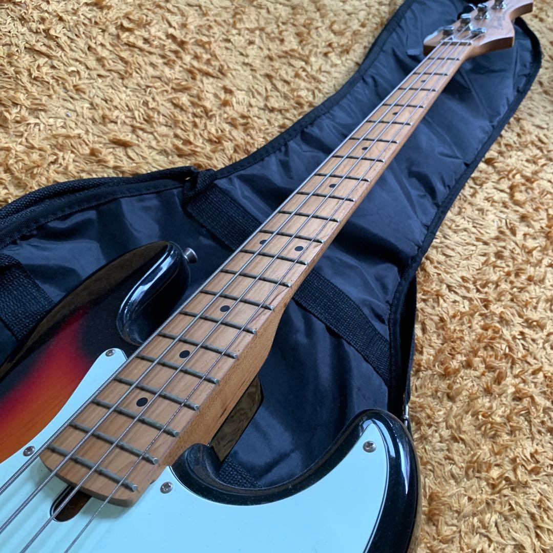 バッカス　エレキベース サンバースト 2ピックアップ