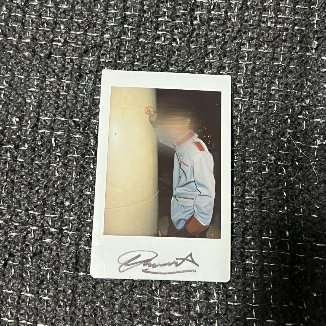 白岩瑠姫 直筆サイン入りチェキ - メルカリ