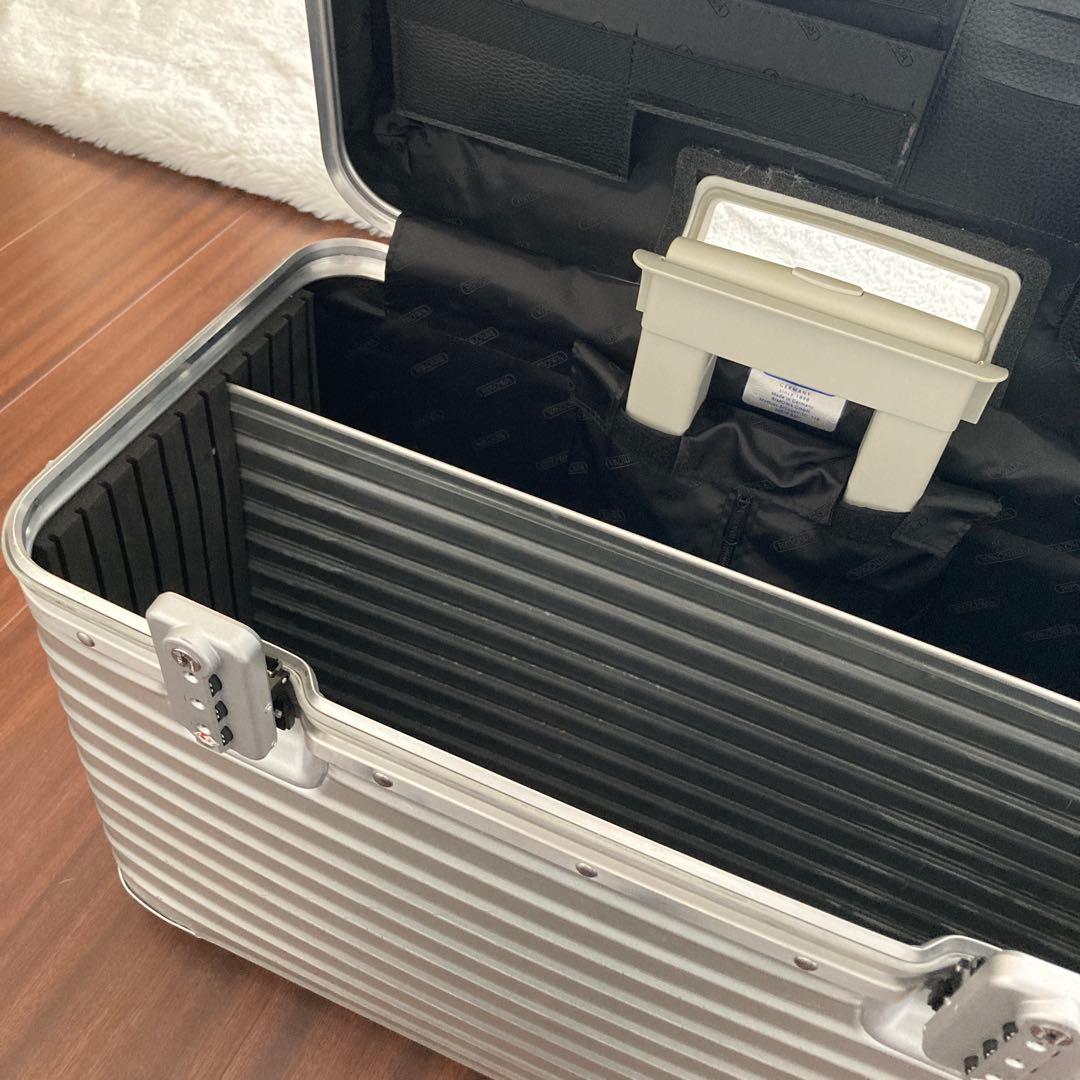 RIMOWA アルミニウム キャリーケース 37L パイロット2輪 廃盤レア商品