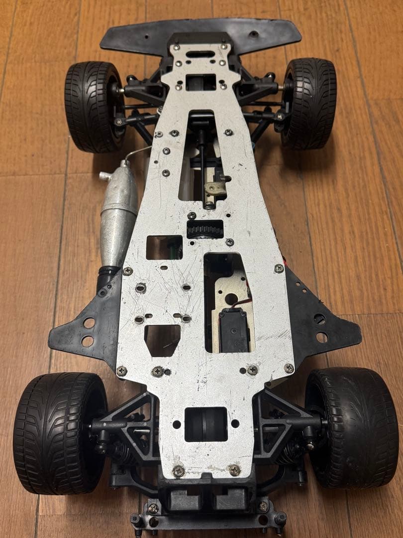 京商FW-03シャシ