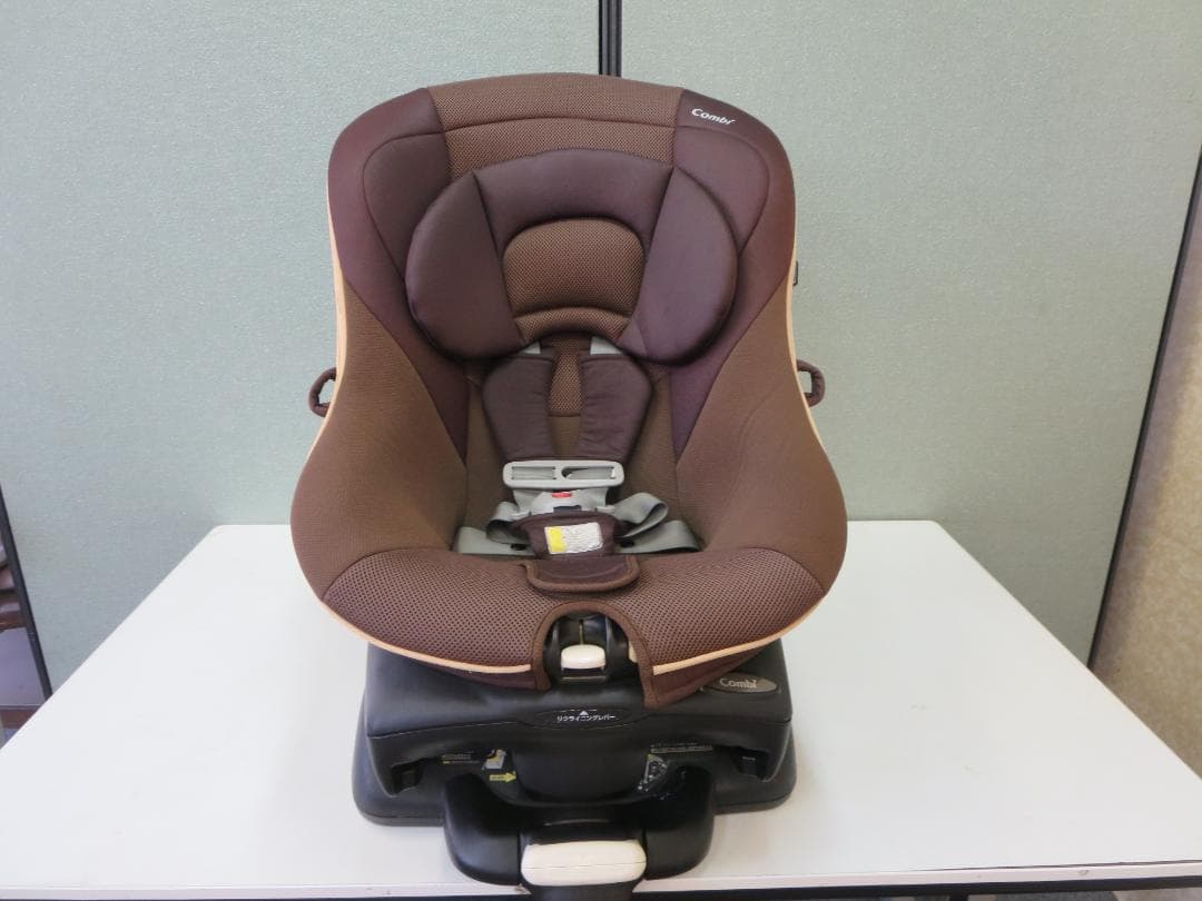 コンビ　チャイルドシート ゼウスターンEG　回転式