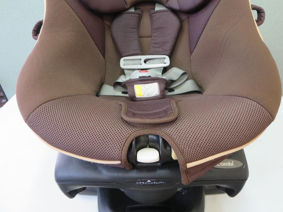 コンビ　チャイルドシート ゼウスターンEG　回転式