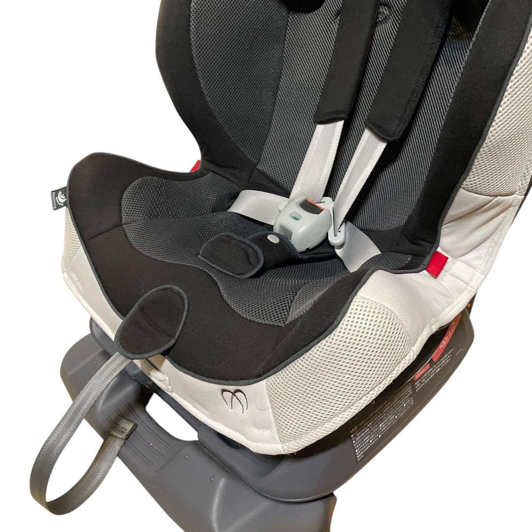 エールべべ　スイングムーンプレミアム　モノブラック　ALC460 ジュニアシート