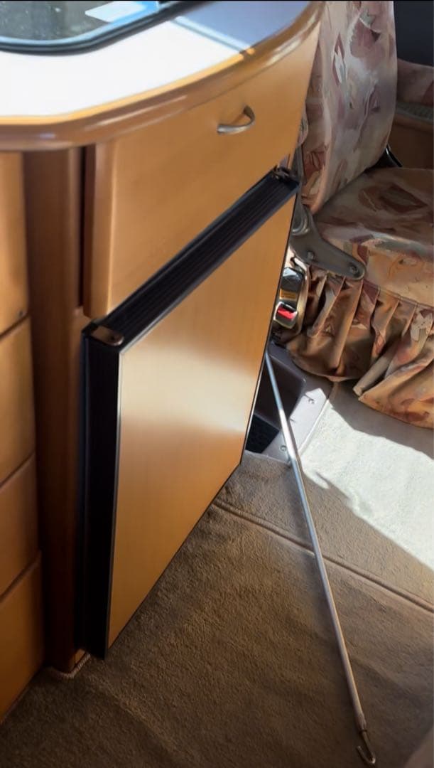 キャンピングカー冷蔵庫　WAECO