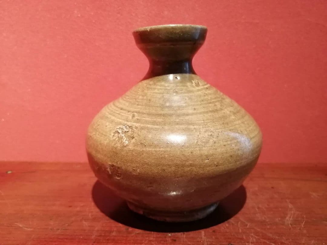 高麗青磁　油壺