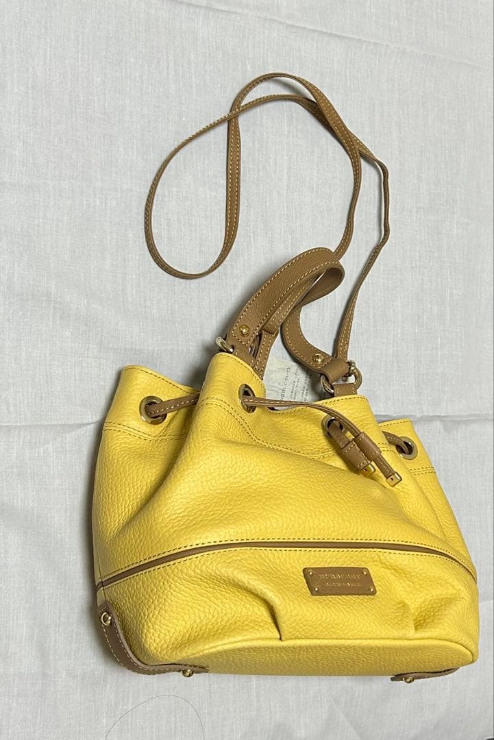 パーバーリーブルーレーベルショルダーバック　タグ付き