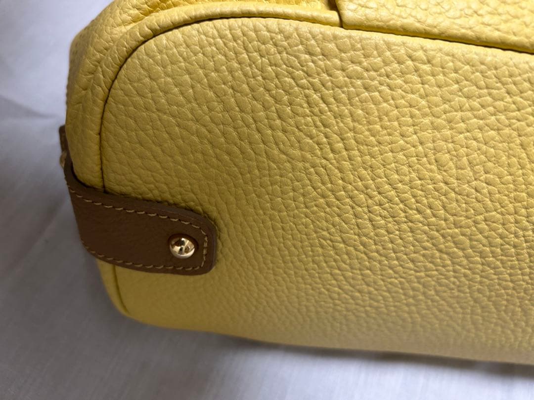 パーバーリーブルーレーベルショルダーバック　タグ付き