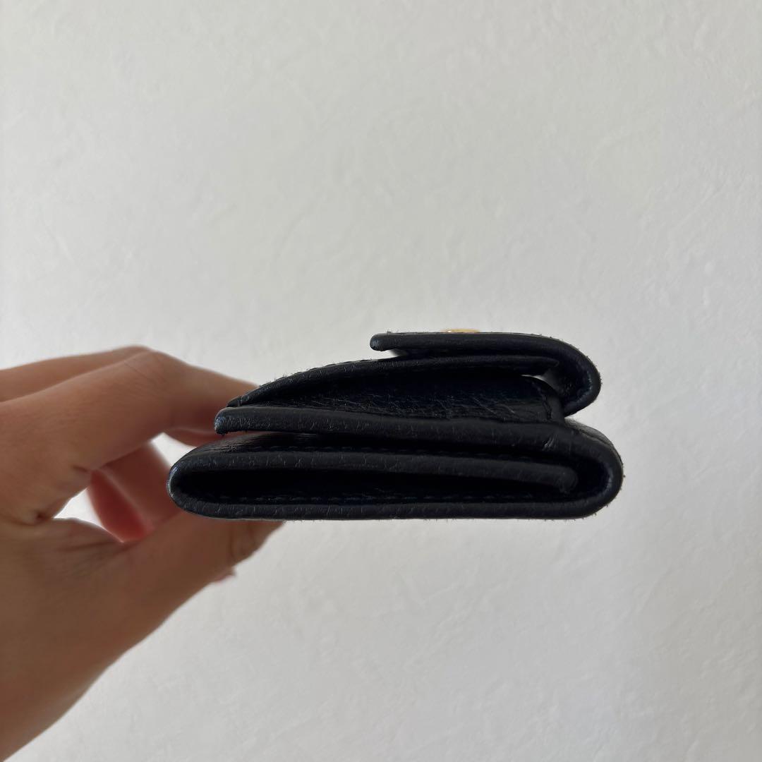 グッチ 3つ折り財布 GGマーモント シュリンクレザー 黒 ゴールド金具