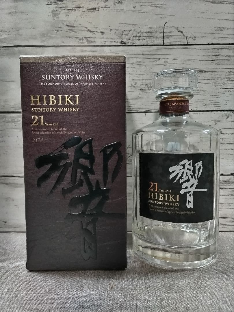 サントリーウイスキー響21年空瓶