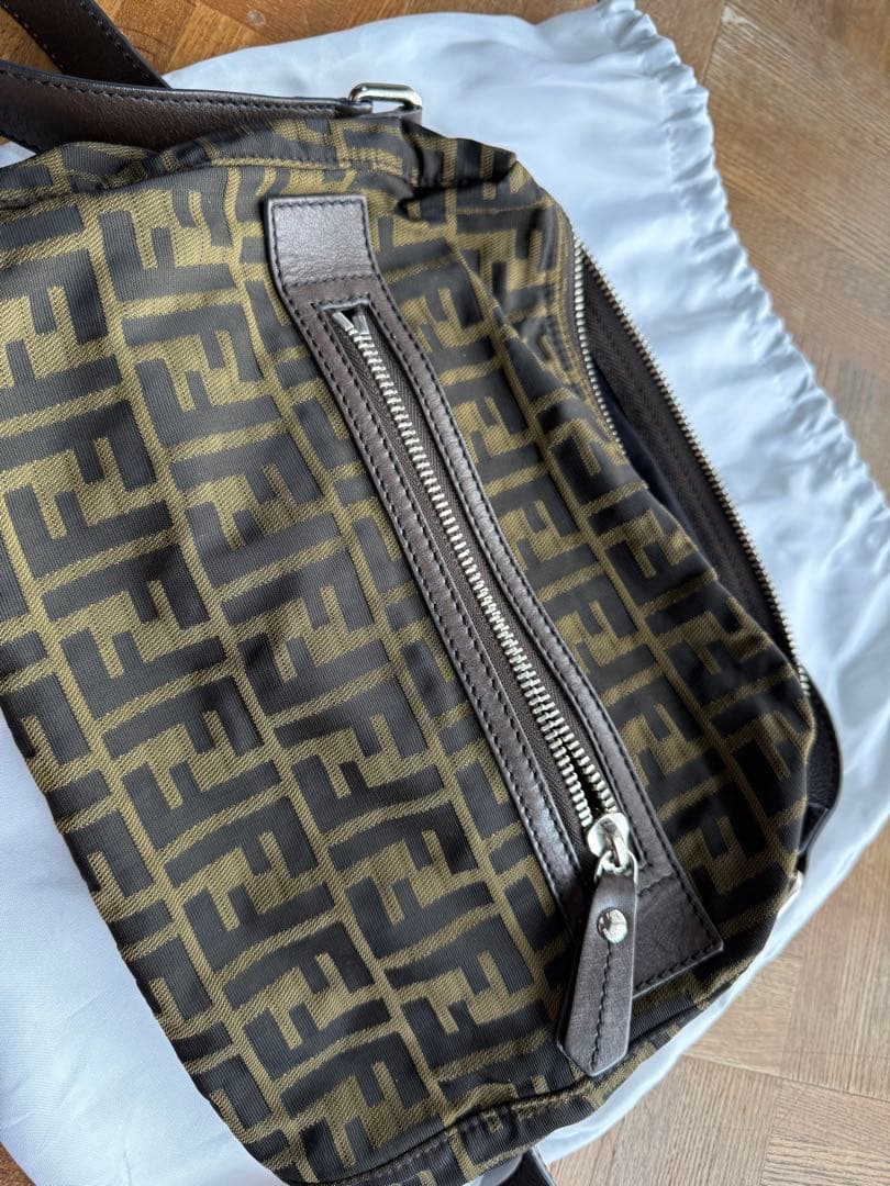 FENDI ショルダーバッグ 保存袋付き