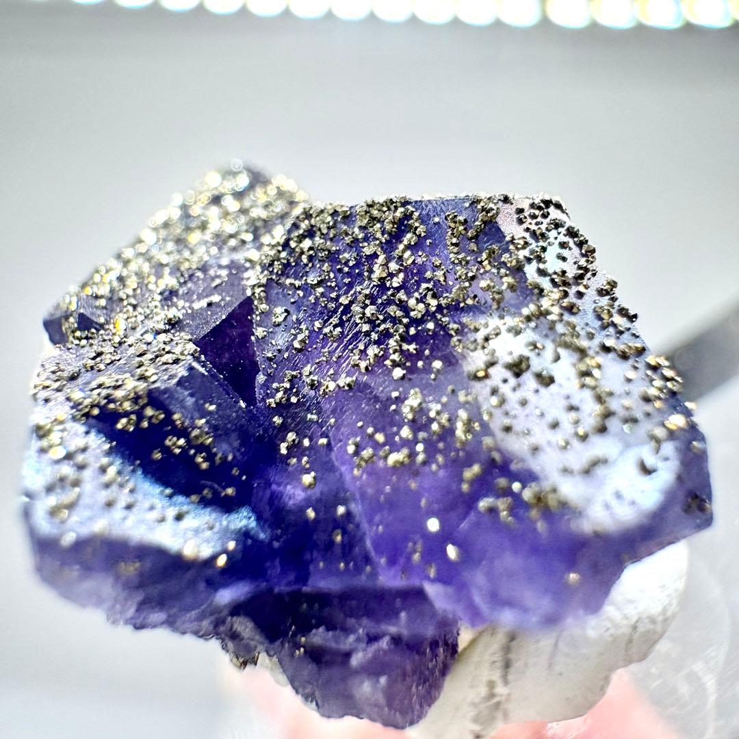 中国 内モンゴル産 ブルーフローライトの原石 30g - cute stone 584