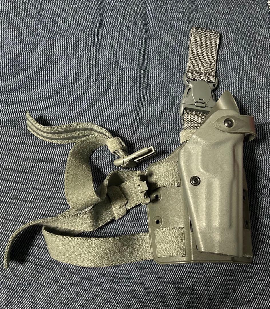 米軍実物　サファリランド社製　レッグホルスター