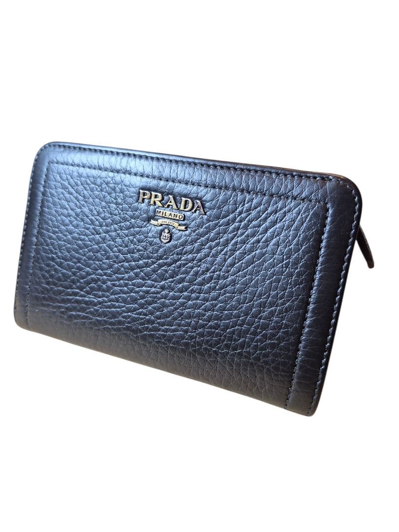 ＰＲＡＤＡ　プラダ　サフィアーノ　二つ折り財布　L字ファスナー　ブラック