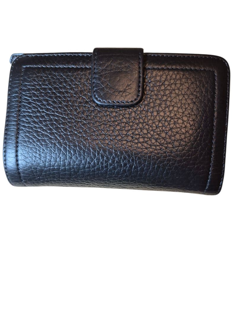 ＰＲＡＤＡ　プラダ　サフィアーノ　二つ折り財布　L字ファスナー　ブラック