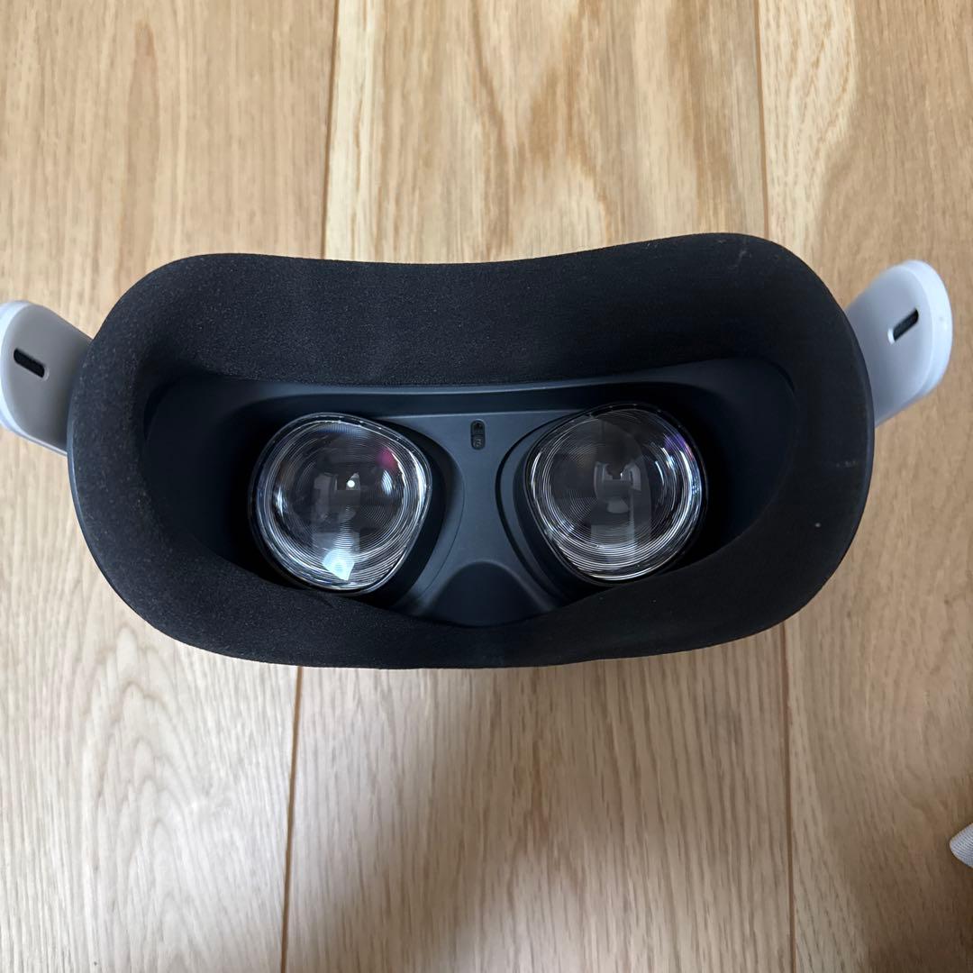 スマホアクセサリー  QUEST 2 64GB