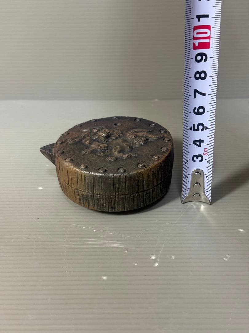 2650 文房四宝書道具　備前焼　唐獅子文　水滴