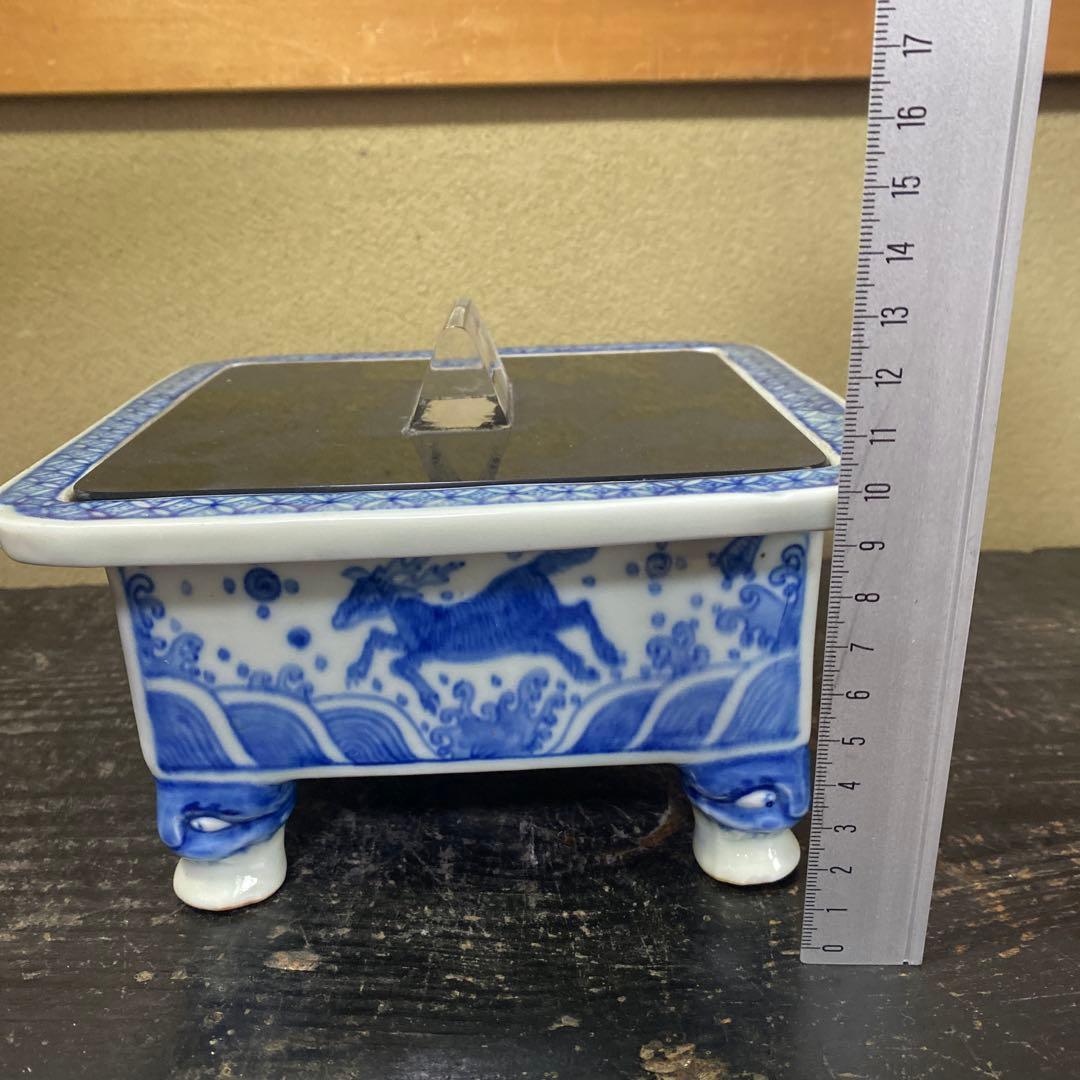 大明万暦年制年号 染付獣頭脚付筆洗 - メルカリ