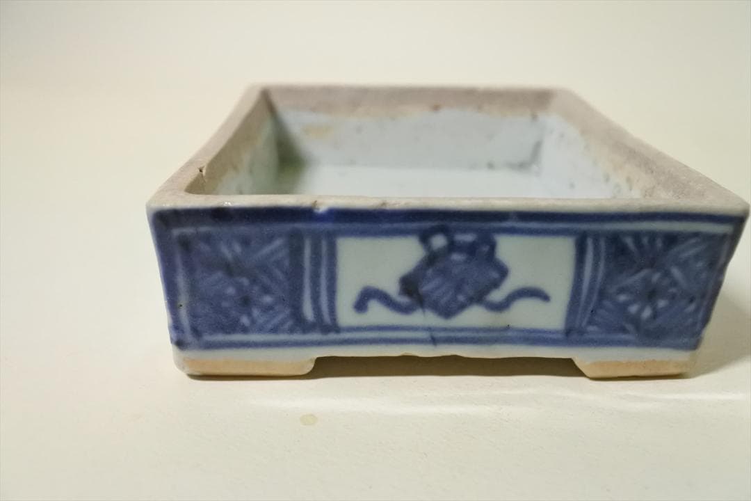 中国 清朝 染付 草花紋 角 香合 オブジェ 骨董品 アンティーク d