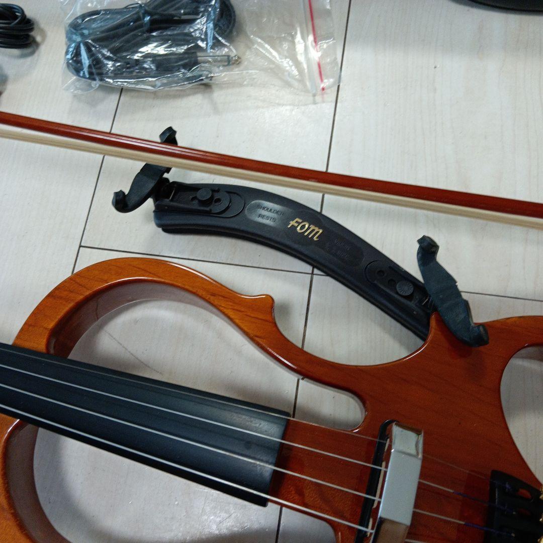 60.エレキバイオリン 4/4