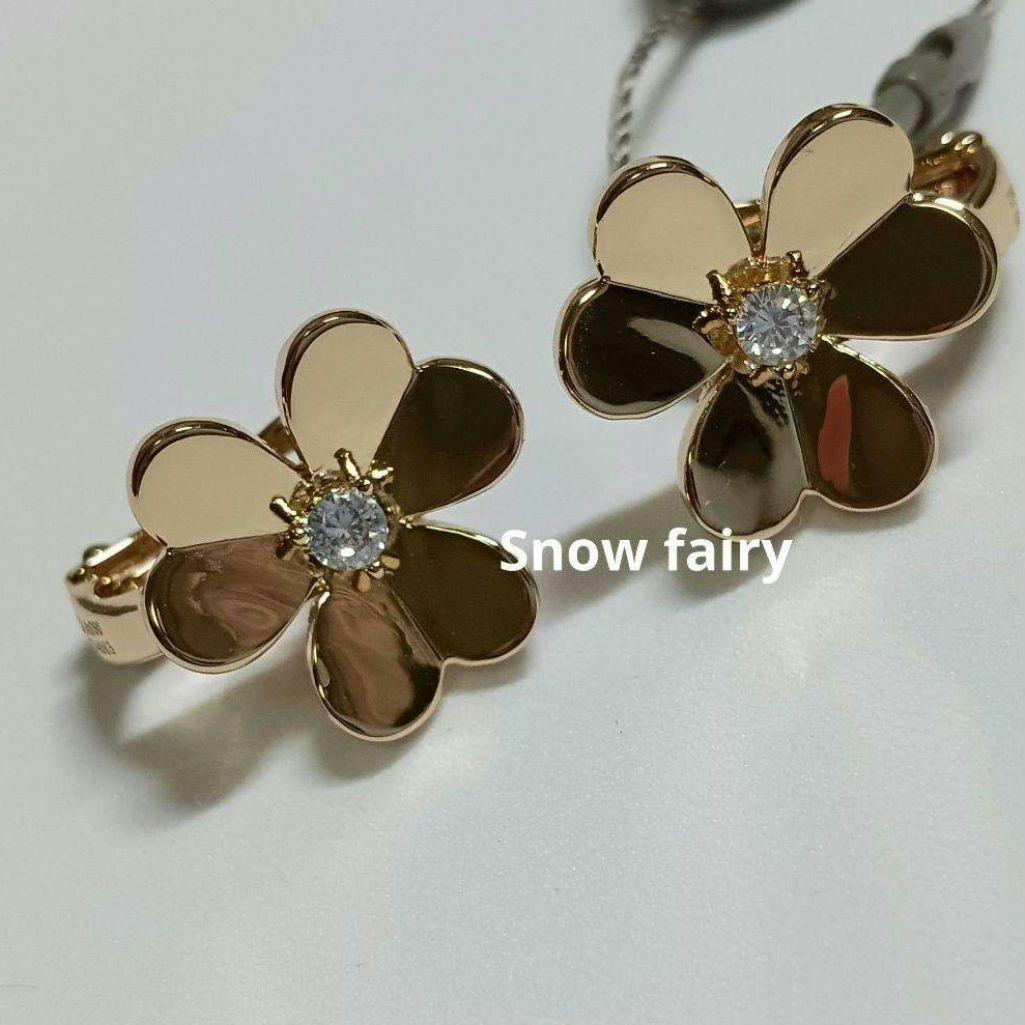 ハイクオリティ 三つ葉ピアス フラワーピアス YG - メルカリ