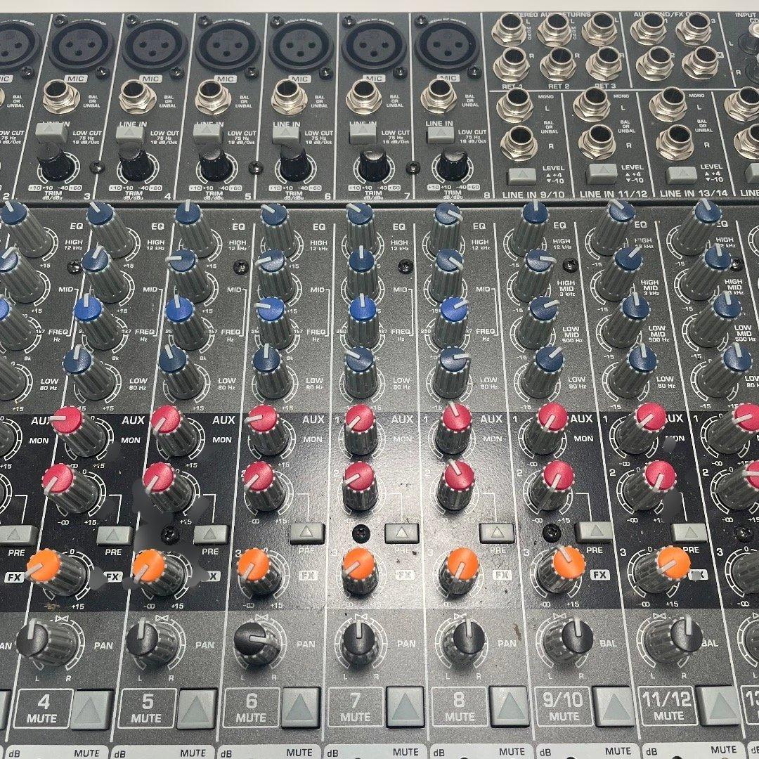 BEHRINGER アナログミキサー XENYX 2222FX 送料無料 匿名