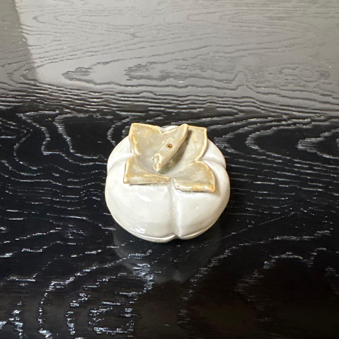 【茶道具】土居庄次造　尾戸焼　柿香合（共箱）