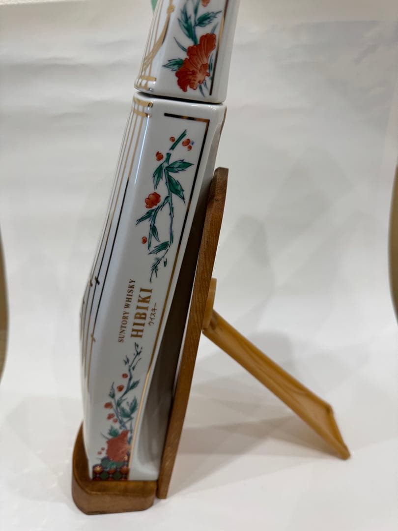 サントリーウイスキー響 琴型ボトル 【公式通販】 SUNTORY HIBIKI