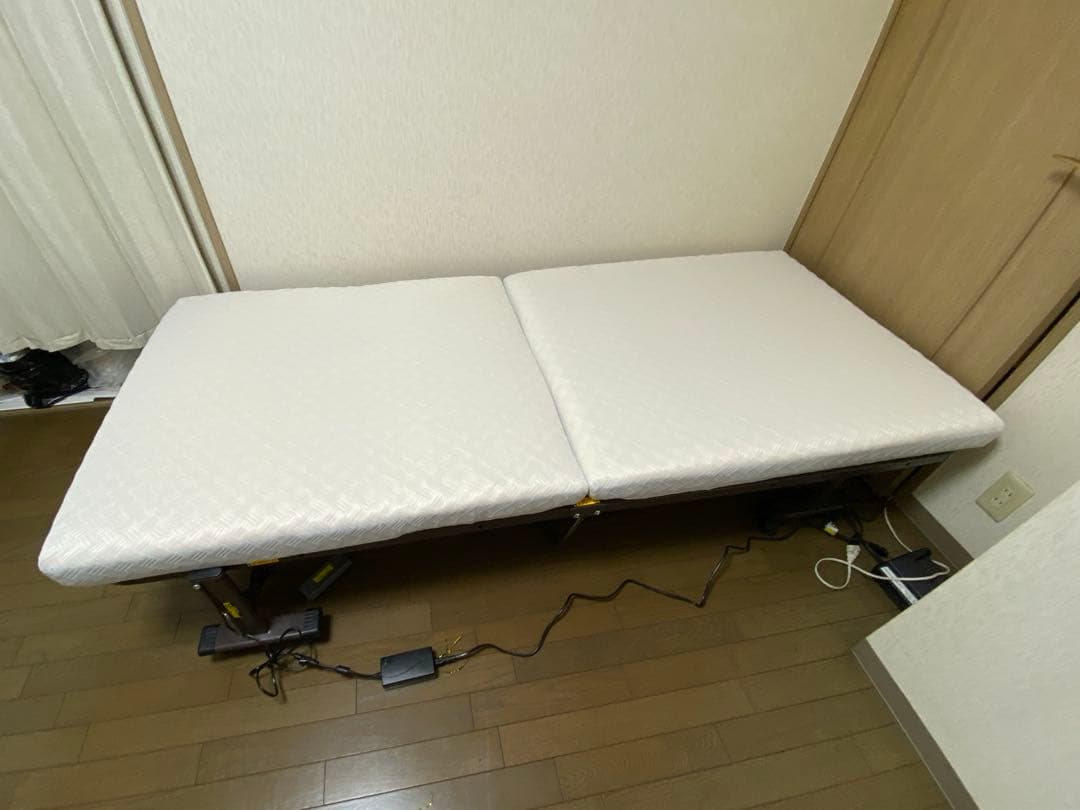 miru アイリスオーヤマ折りたたみリクライニングベッド OTB-BDH 折りたたみ電動リクライニングベッド OTB-BDH K535774│アイリス