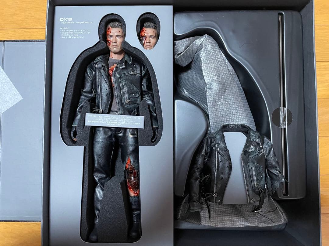 ホットトイズ DX13 ターミネーター2 T-800 バトルダメージ版