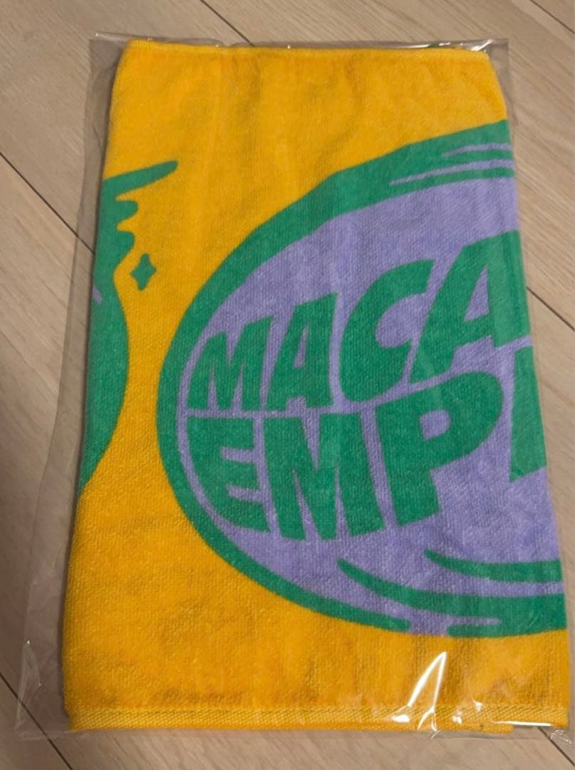 値下げ可能　マカロニえんぴつ　タオル　パーカー　ラババン