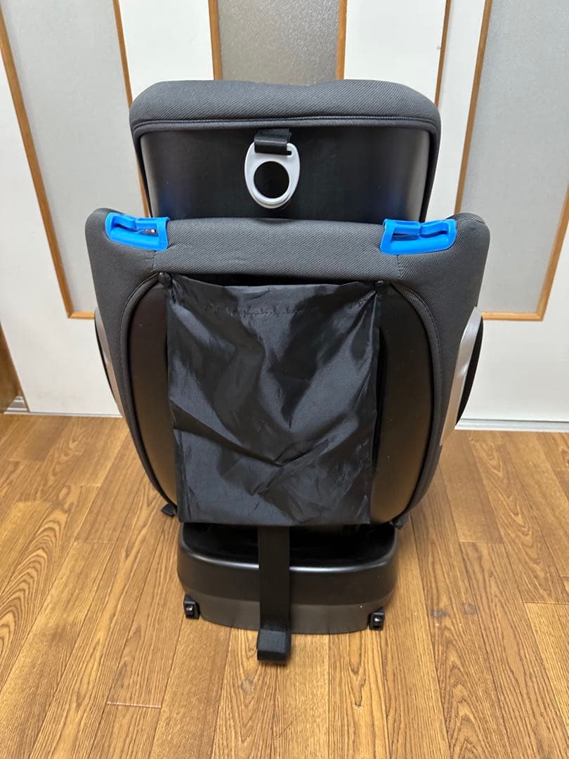 美品アイリスプラザ ISOFIX固定 チャイルドシート 回転式 ECE R44