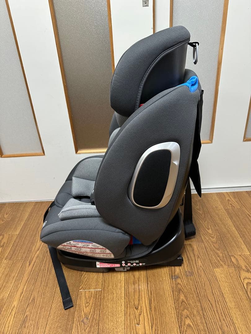 美品アイリスプラザ ISOFIX固定 チャイルドシート 回転式 ECE R44