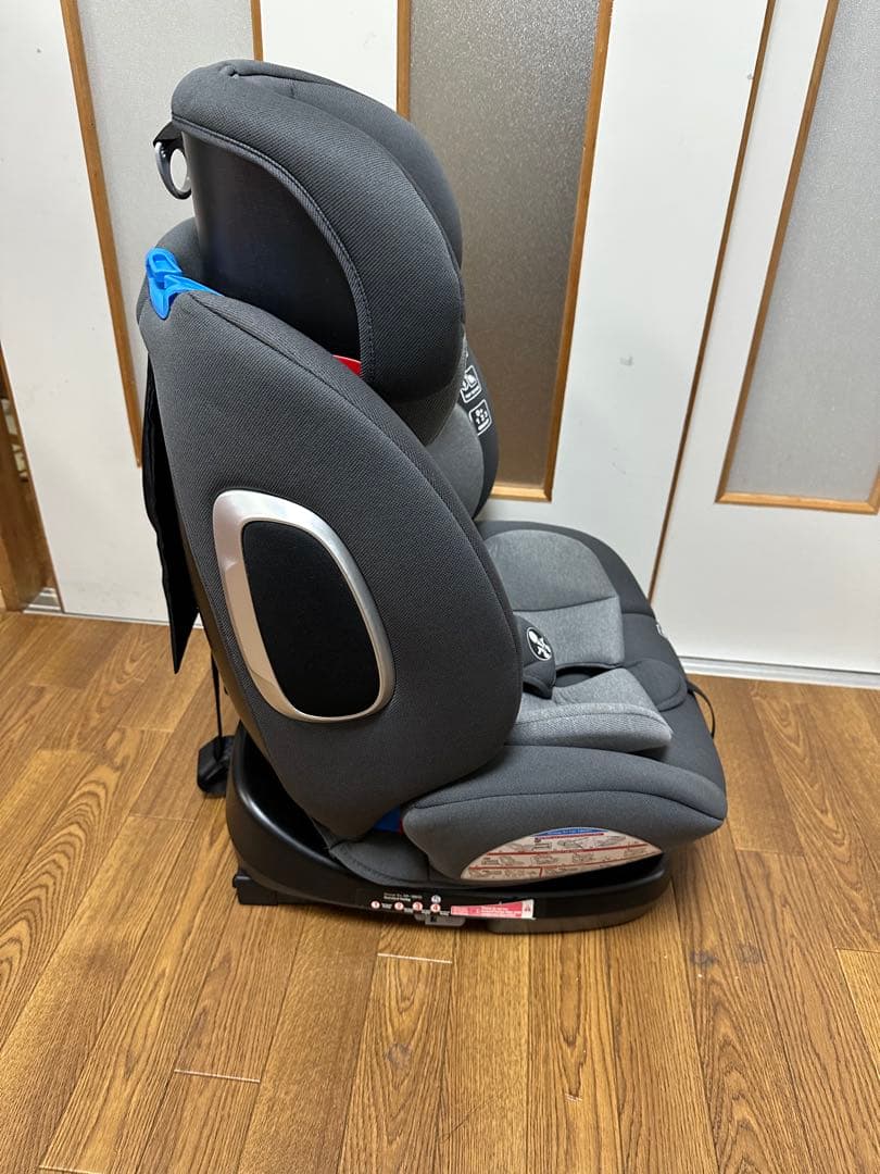 美品アイリスプラザ ISOFIX固定 チャイルドシート 回転式 ECE R44