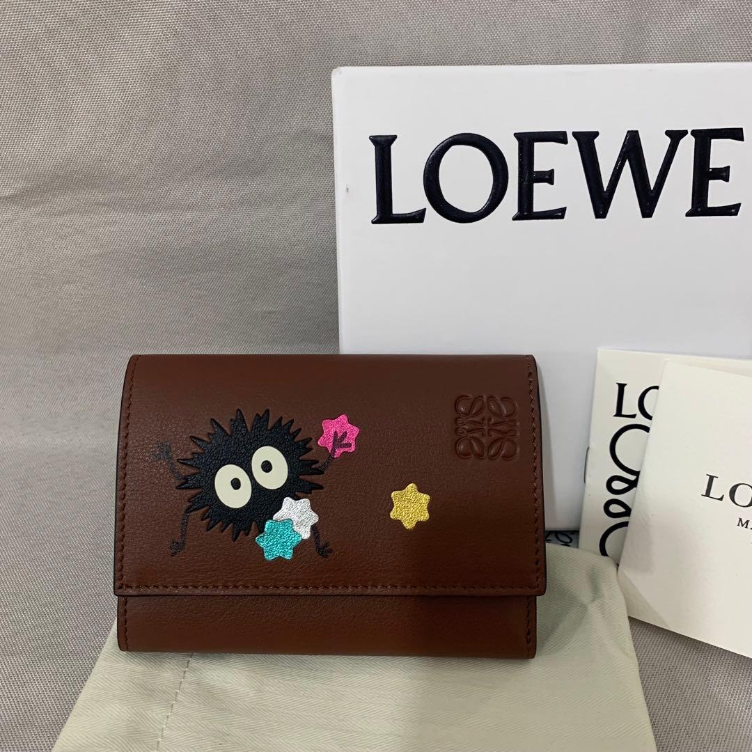 ロエベ スモールウォレット ジブリ 三つ折り財布