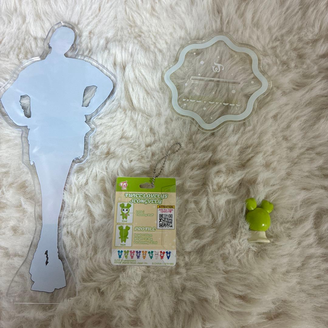 twiceジョンヨンアクリルスタンド セット - メルカリ