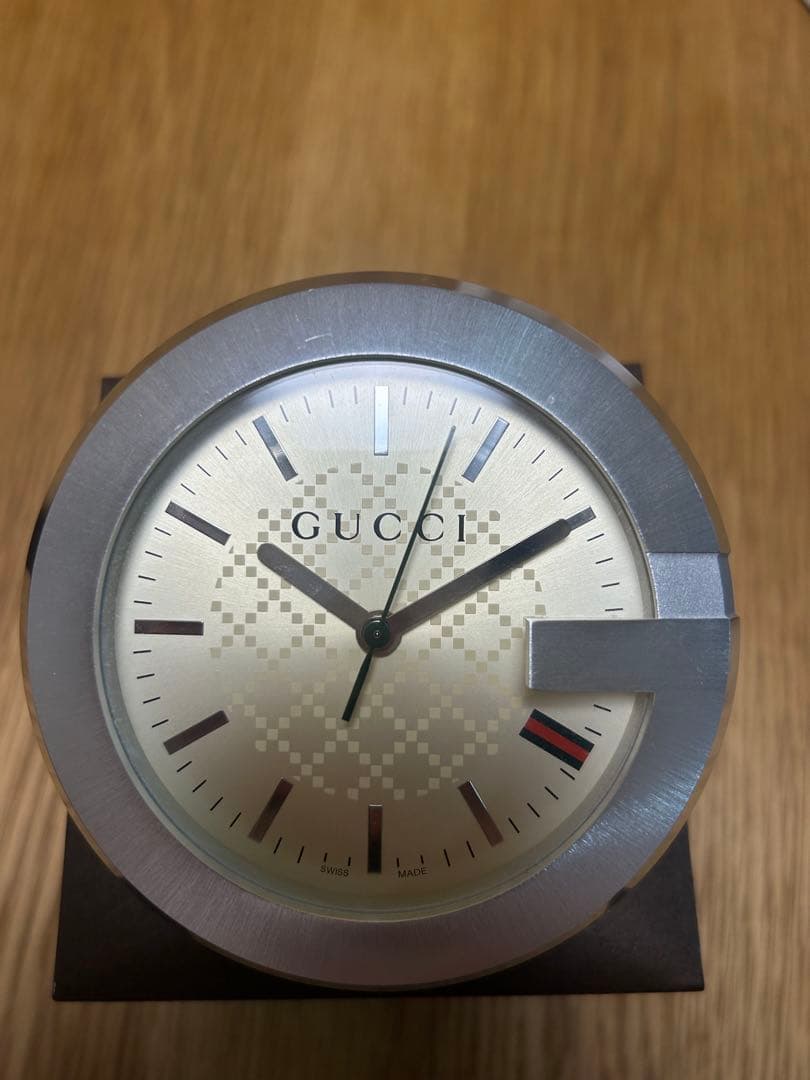 GUCCI 置き時計 正規品 7/31まで出品 - メルカリ