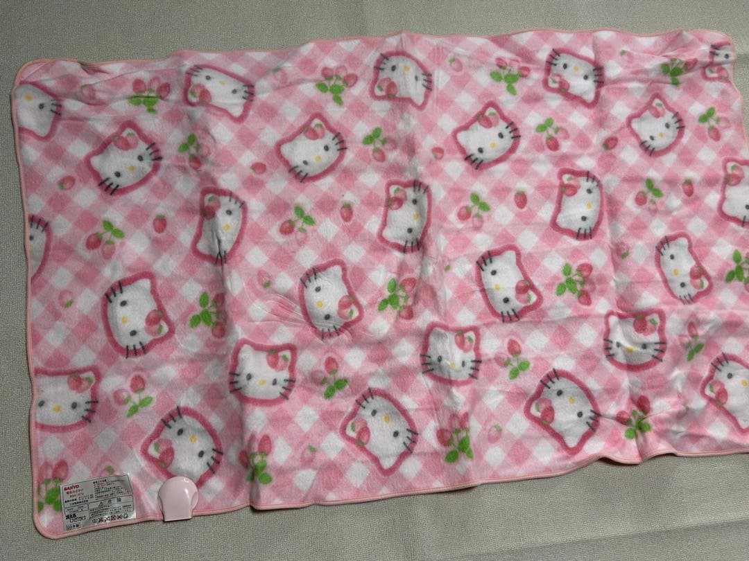 サンリオ ハローキティ イチゴ 電気毛布 ブランケット 140x85cm
