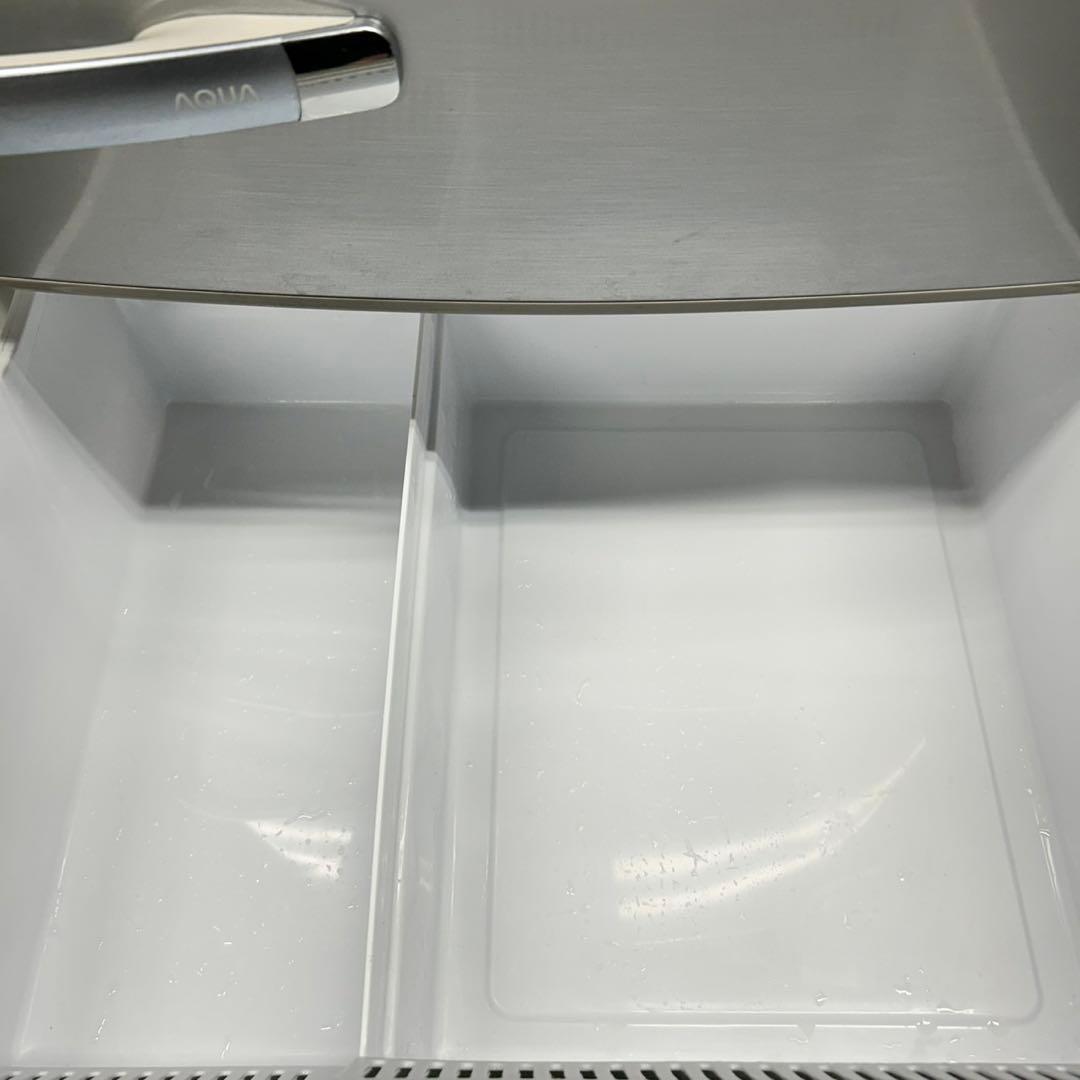 561 アクア 大型冷蔵庫 容量300L〜400L 右開き 4ドア 美品