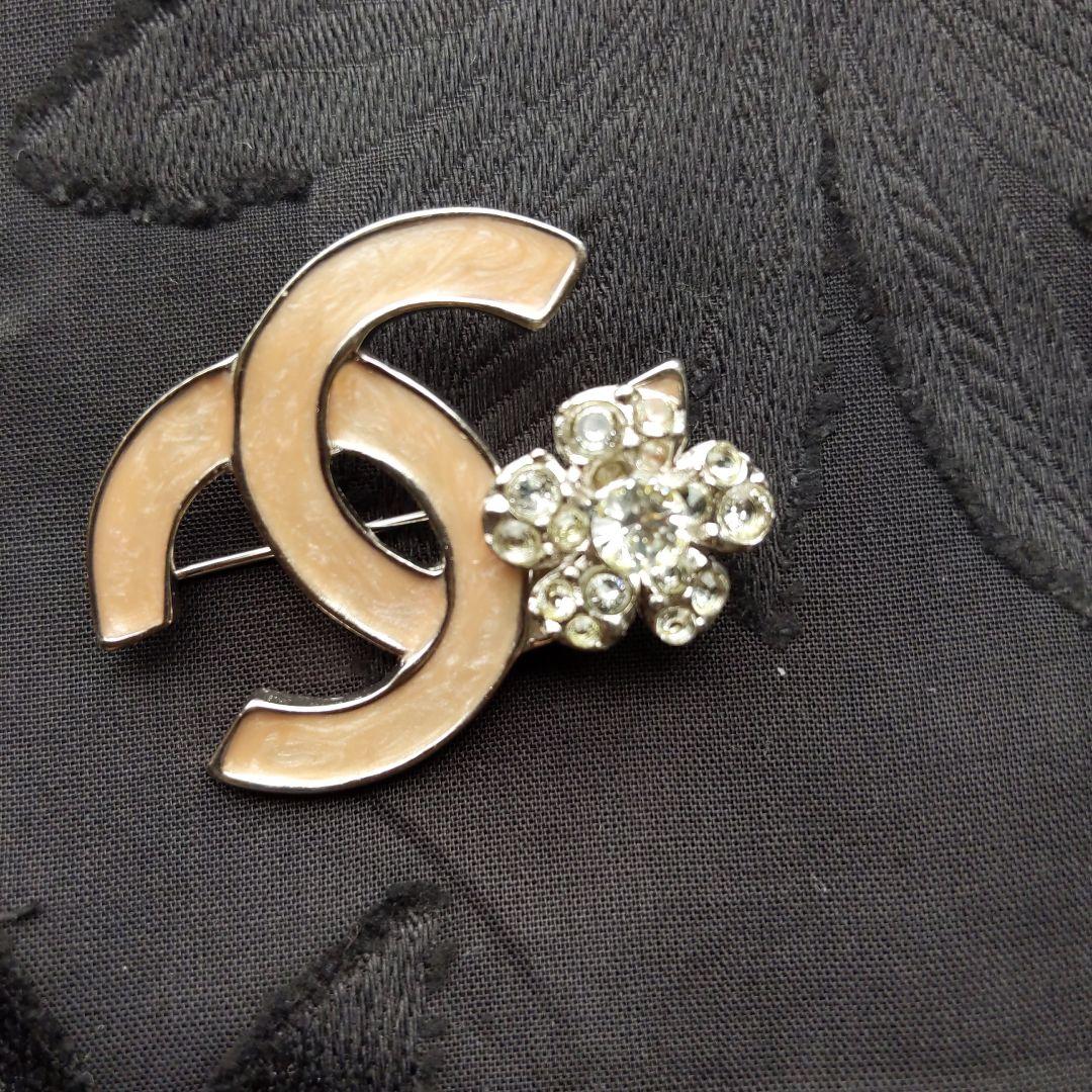 CHANEL CCロゴ ブローチ フラワーライン