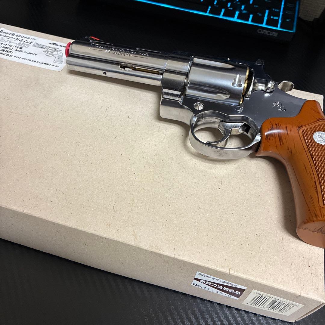 ガスガン シルバー BB弾付き　アナコンダ4インチ　シルバーABSリボルバー