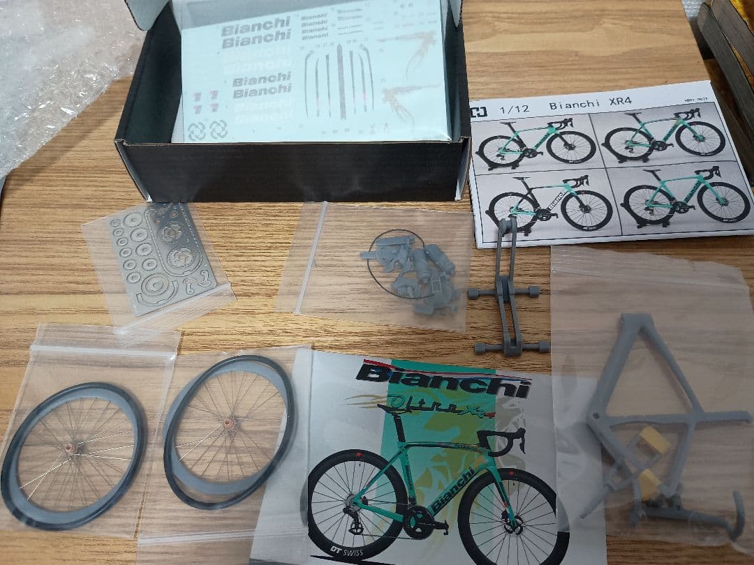 1/12 Bianchi ロードバイク OLTRE XR4 レジンキット