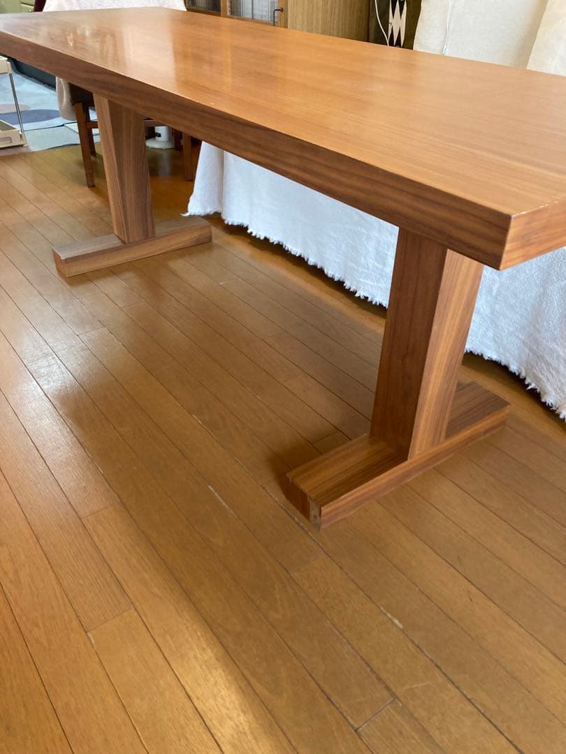 ACTUS ダイニングテーブル