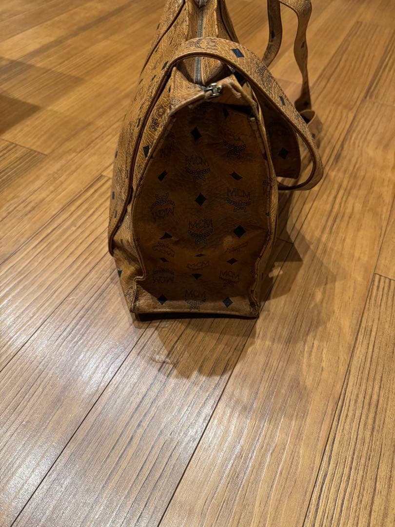 MCM ブラウン ショルダーバッグ K7829