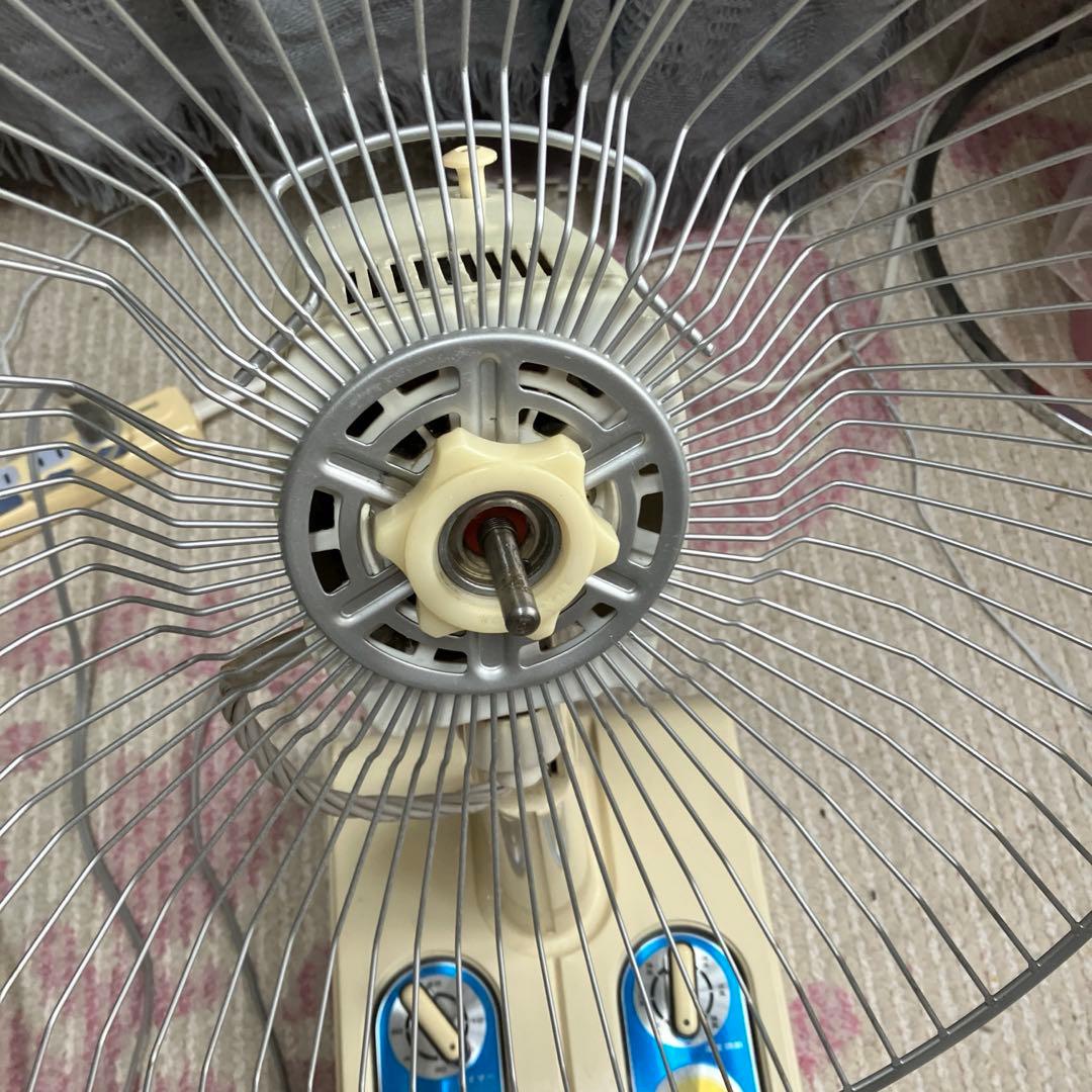 昭和、レトロ、ヴィンテージ、三菱扇風機、首振りタイプ、微風、涼風、強風