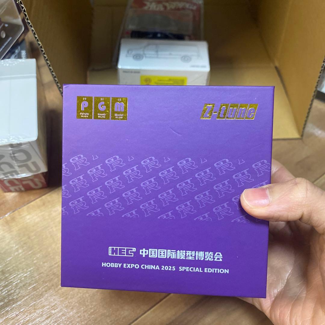 Nissan Skyline GT-R Nismo Z-Tune ミニカー