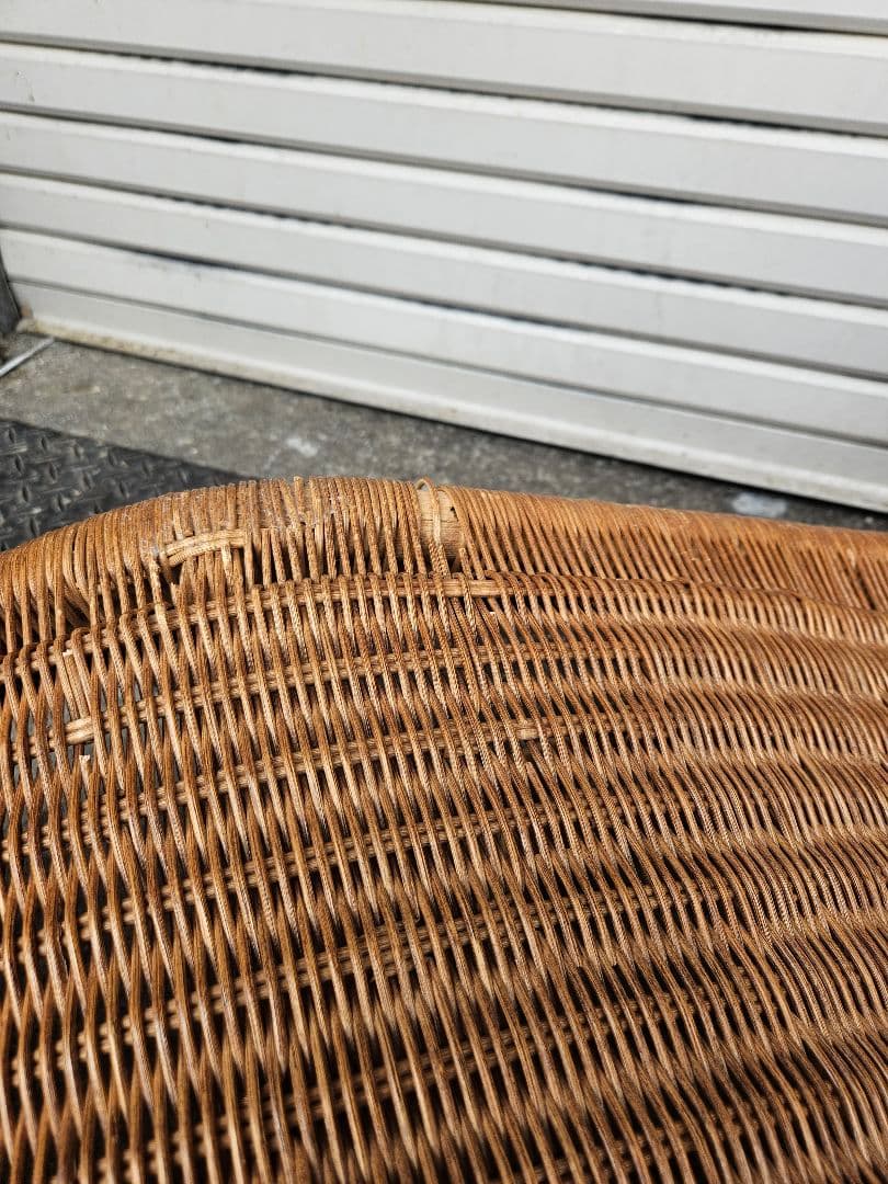 ヴィンテージ 古いラタンのシェーズロング 寝椅子 ソファ 古家具 藤