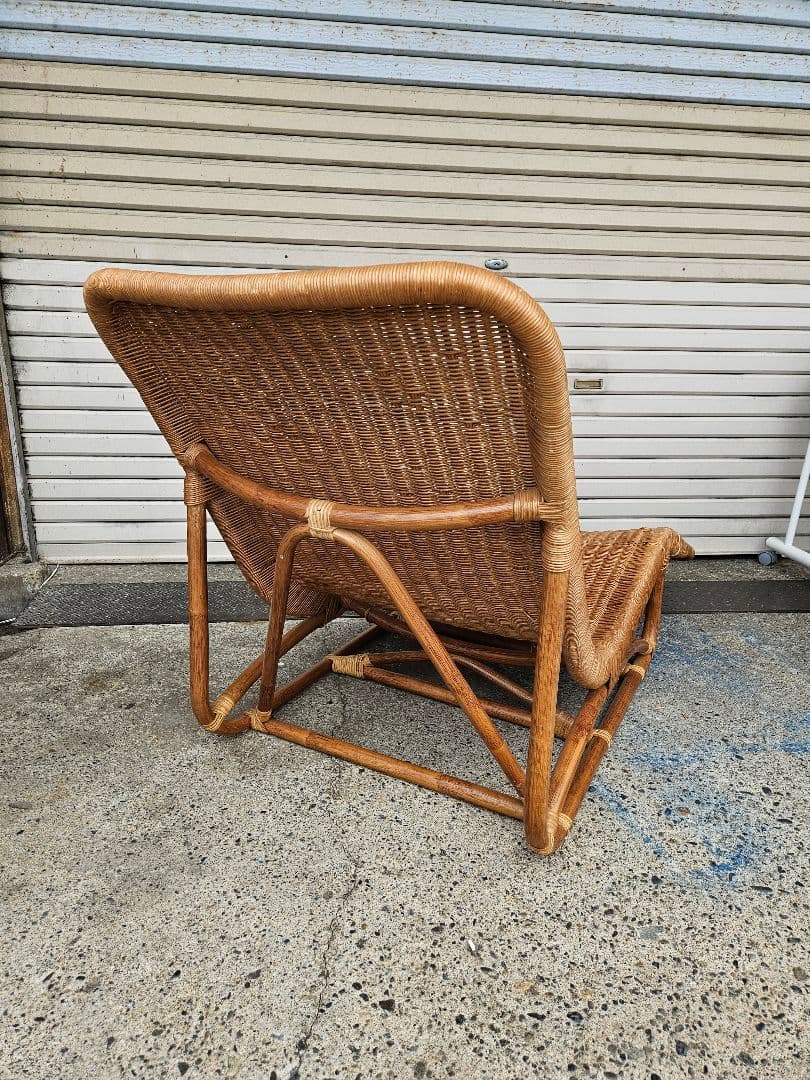 ヴィンテージ 古いラタンのシェーズロング 寝椅子 ソファ 古家具 藤