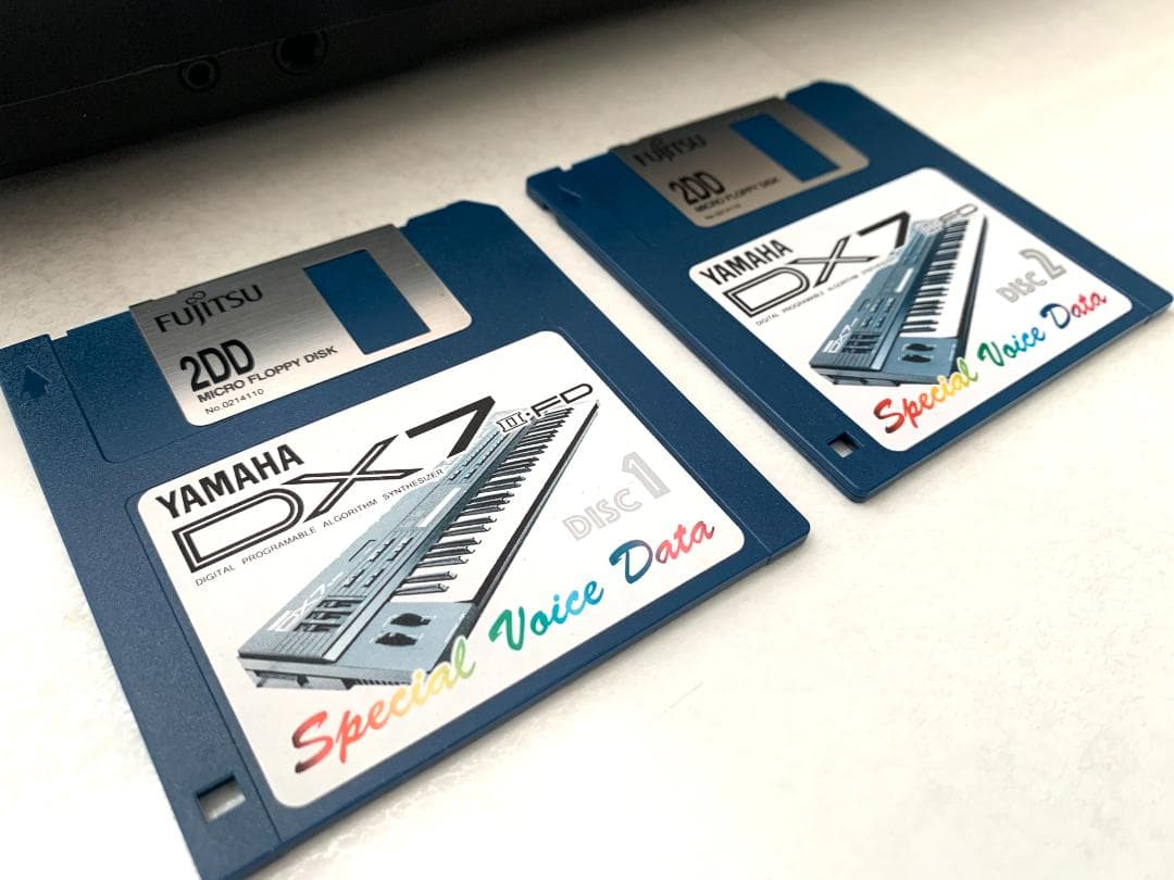 YAMAHA DX7II FD シンセサイザー ボイスデータフロッピー付 - メルカリ