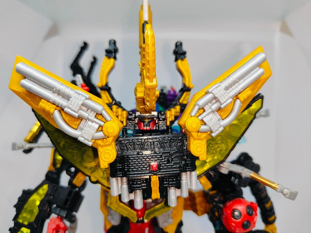 バンダイ　ミニプラシリーズ　王様戦隊キングオージャー　ゴッドキングオージャー